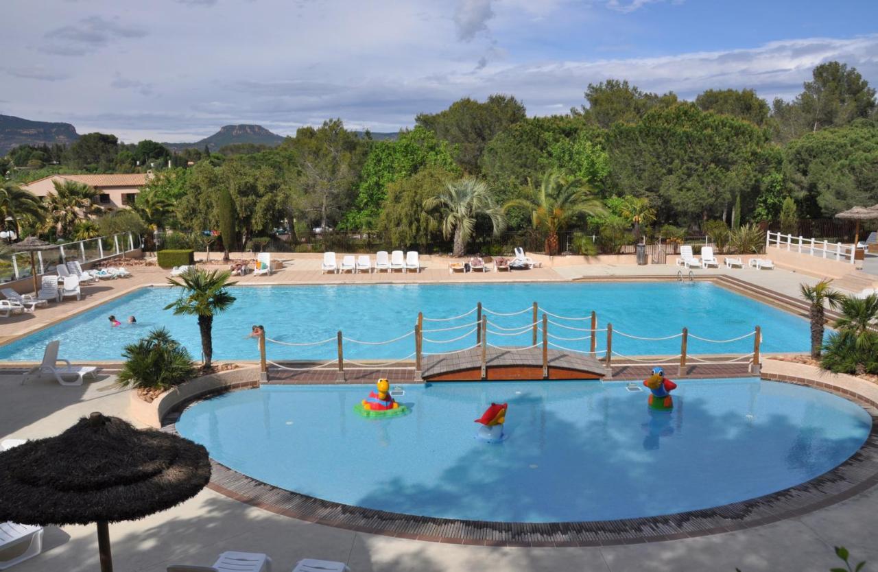 Greenchalets Roquebrune Sur Argens Екстериор снимка